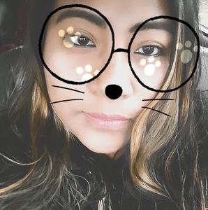 Meet your Posher, Dina